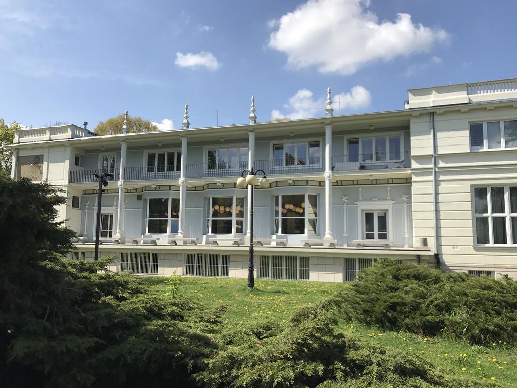 Wilson Apartment Варшава Экстерьер фото